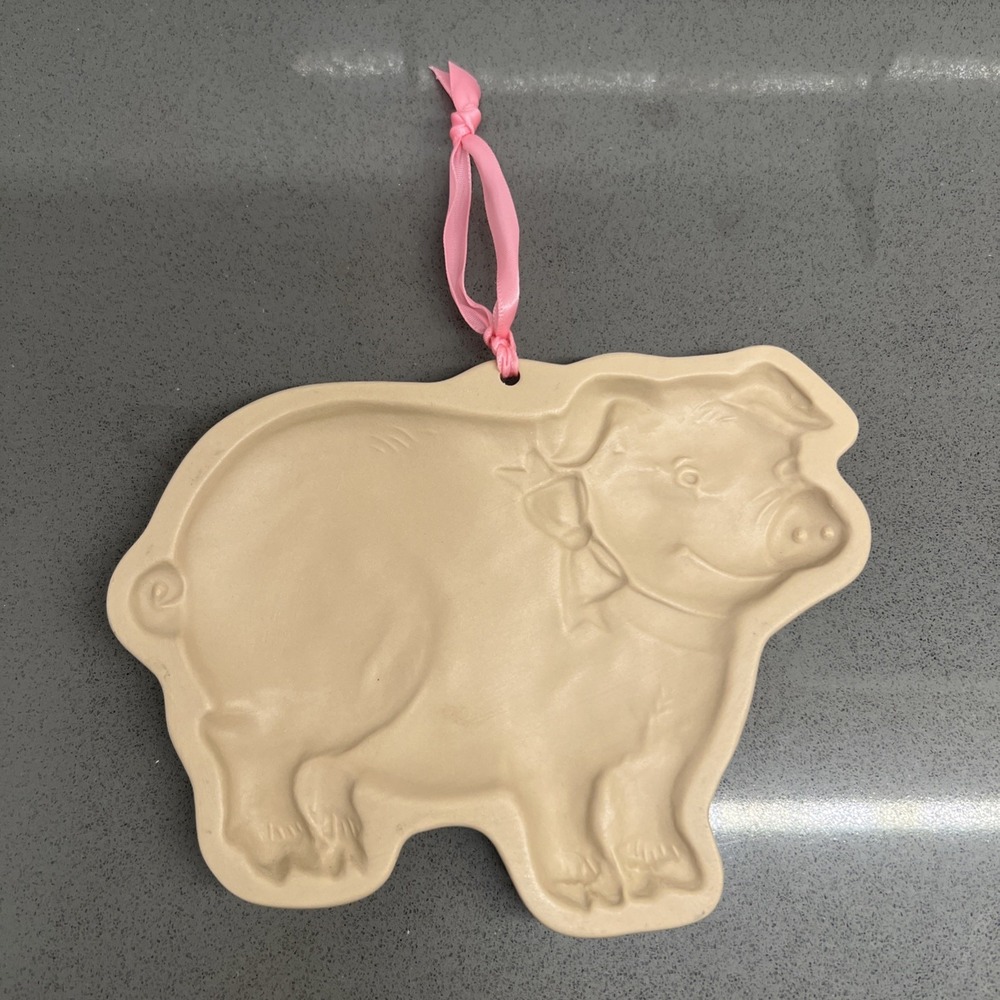 Vintage 1984 Brown Bag Cookie Art Pig Mold Pottery Hill Design M1